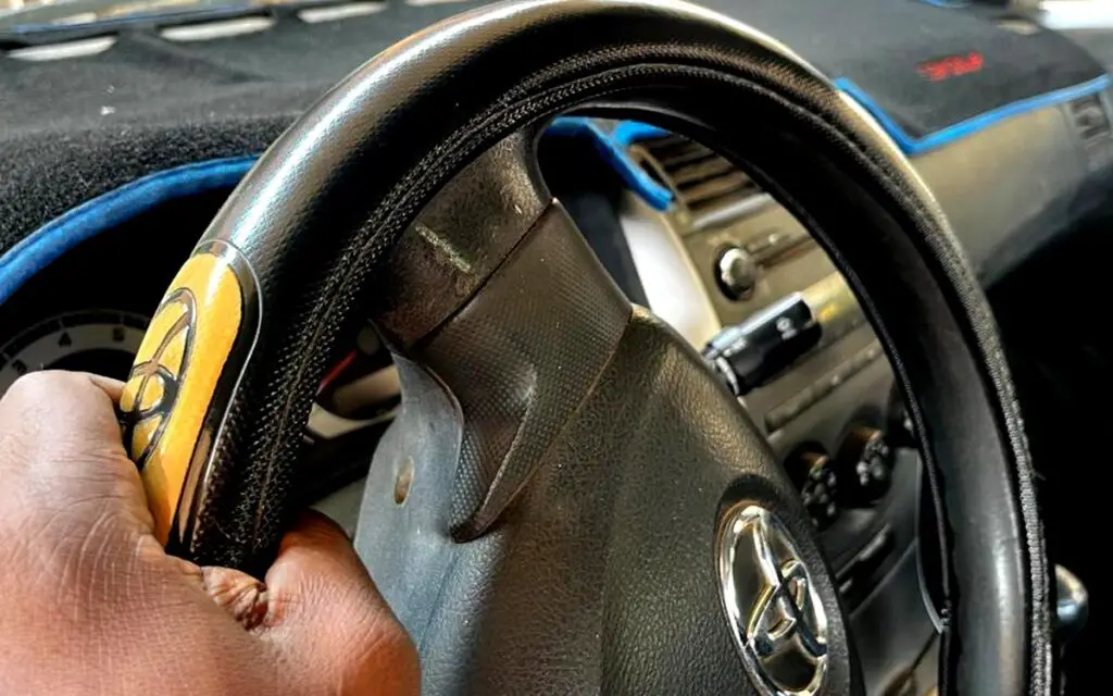 Do Dashboard Covers Interfere with Airbags? (A mustread) motor snitch