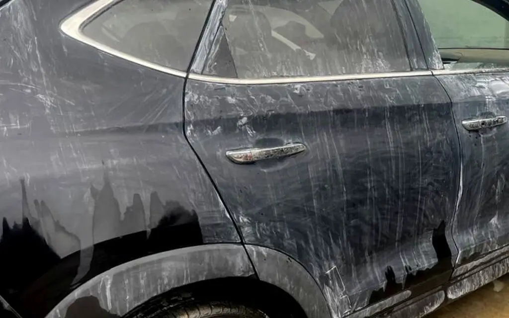 Leaving Soap Residue to Dry on Your Car? A Must Read motor snitch